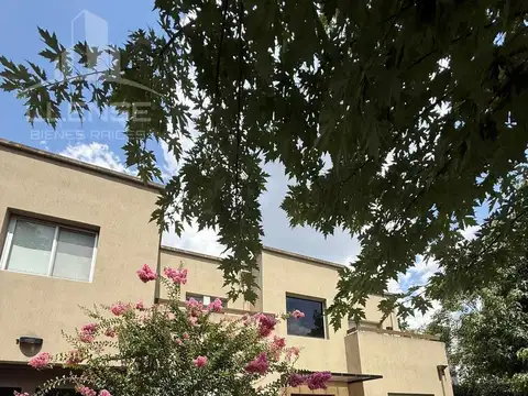 Fincas de Iraola