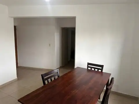 Casa 5 ambientes con 1 baño