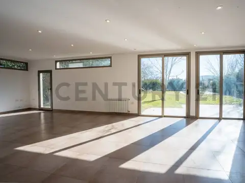 Casa en Venta en Lomas De City Bell, USD 430.000