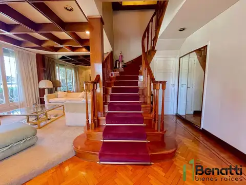 CASA EN VENTA EN BARRIO NAON