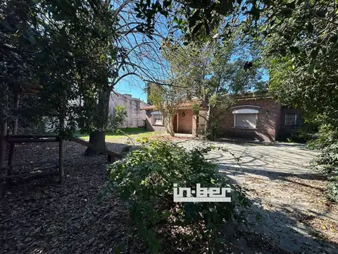 Casa - Venta - Argentina, Berazategui - Calle 366 1016