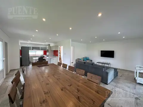 Casa en Alquiler Temporal en Countries y Barrios Cerrados en San Vicente, USD 4.000