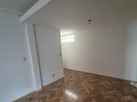 Oficina en Alquiler al Oeste