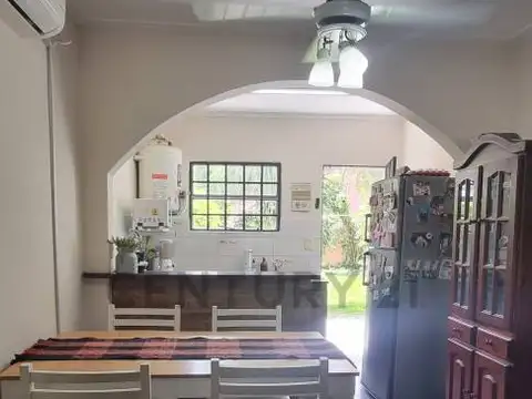 Departamento en Venta en Los Hornos, USD 68.000