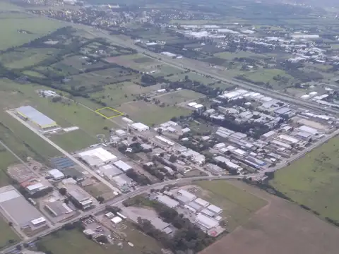 VENTA TERRENO MEDIA HECTAREA B° AEROPUERTO CÓRDOBA