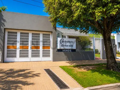 Casa en venta en Villa Elvira, La Plata
