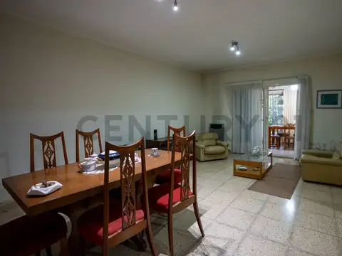 Casa en Venta en Villa Elvira, USD 90.000