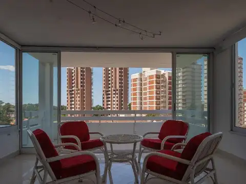 Departamento en Alquiler Temporal con 1 cocheras