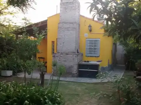 Casa - Venta - Argentina, Lobos