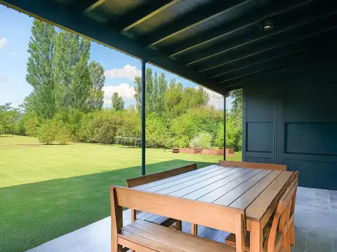 Excelente casa en venta en Chacras del ocho, al lado de Pilará