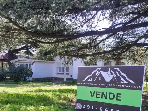Casa en venta c/ cochera en Sierra de la Ventana