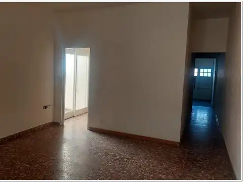 Depto Tipo Casa en Alquiler en Villa Ortuzar, $ 2.300.000