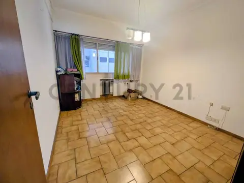 Venta Departamento 3 ambientes en Caballito cerca del Parque Rivadavia.