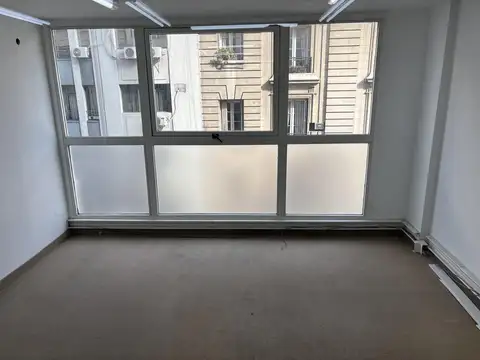 Oficina en Alquiler al Sur