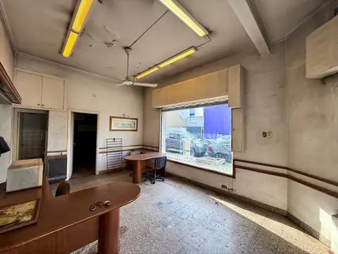 Local - Lanús