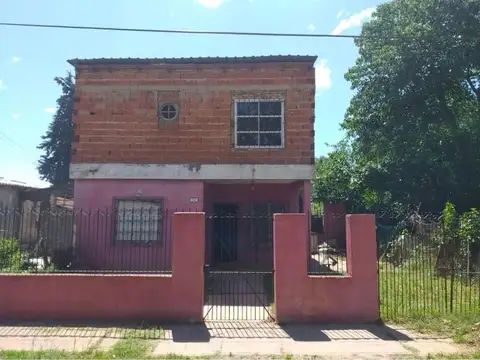 CASA VENTA PARQUE SAN MARTIN MERLO