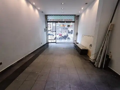 Local en Venta 70 años