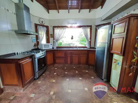 Casa 5 ambientes con 3 baños