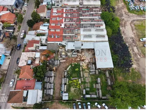 Galpon en Venta en Luis Guillon, USD 1.200.000