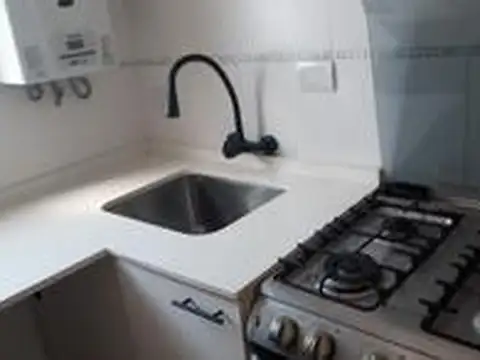 Av Teniente General Donato Álvarez 1400, Piso 2