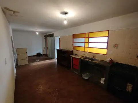 Depto Tipo Casa en Venta en Monte Castro, USD 235.000
