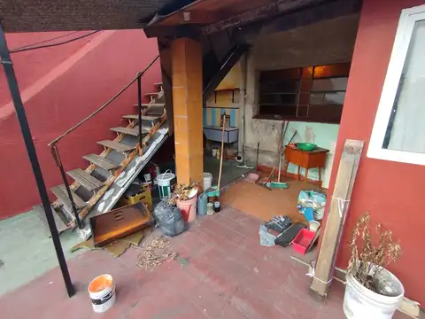 Depto Tipo Casa en Venta con 2 cocheras