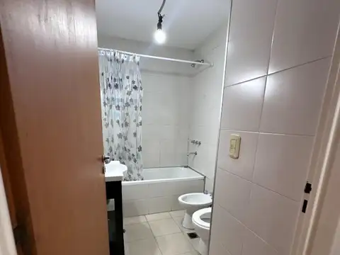 depto USO PROFESIONAL Y COMERCIAL BARRACAS 42M2