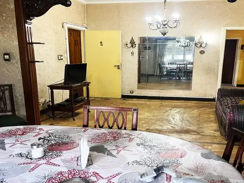 Depto Tipo Casa 5 ambientes con 1 baño