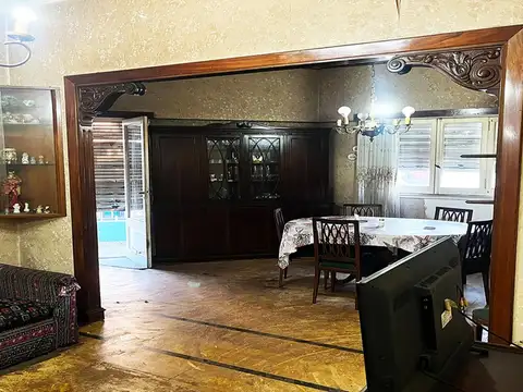 Depto Tipo Casa en Venta de 5 ambientes