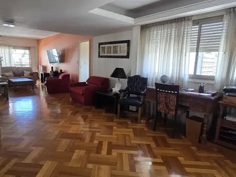 Departamento en Venta de 5 ambientes