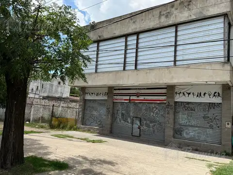 Av. Storni al 1400