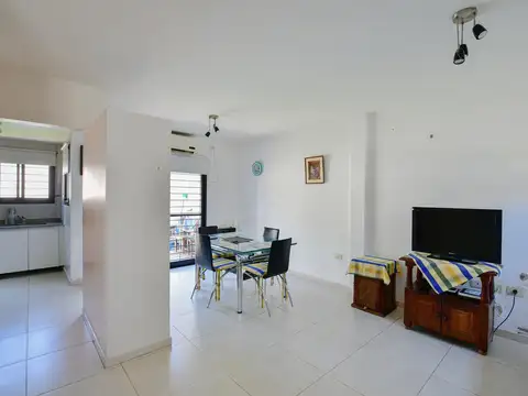 Depto Tipo Casa en Venta de 3 ambientes