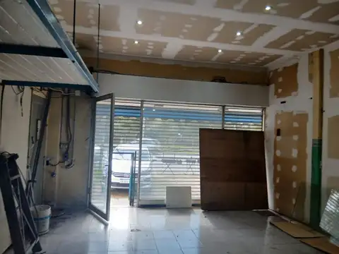 Local en Alquiler en Bella Vista, $ 1.800.000