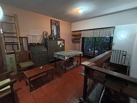 Depto Tipo Casa en Venta 56 años