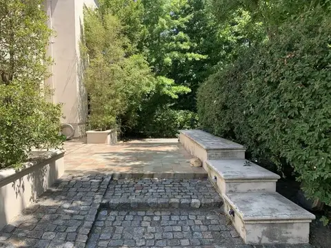 Casa 6 ambientes con 6 baños