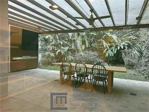 Costa Rica 4100