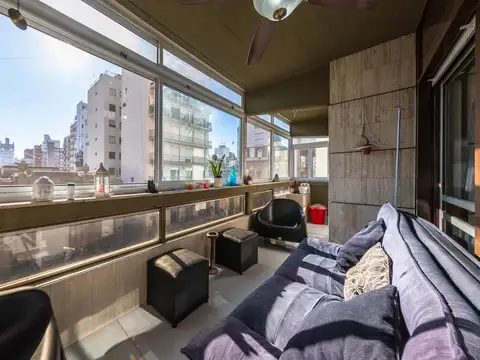 VENTA - DEPARTAMENTO PISO EXCLUSIVO 4 DORMITORIOS CON QUINCHO Y PARRILLERO PROPIO - BARRIO CENTRO