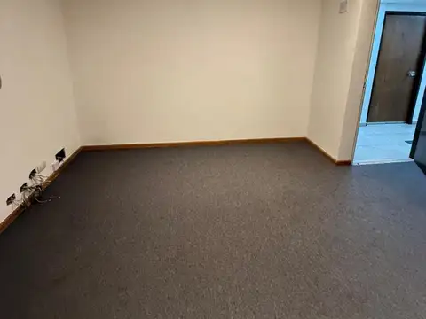 Oficina en Alquiler 40 años
