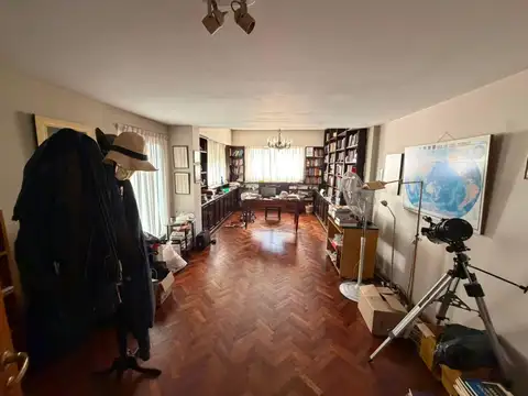 Vendo Semipiso, 4 Dor 4 Baños. Velez Sarsfield 256. Primer Piso