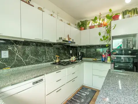 Depto Tipo Casa en Venta 26 años
