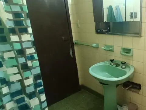 Depto Tipo Casa 2 ambientes con 1 baño