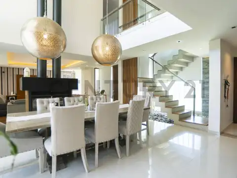 Casa en Venta en Joaquin Gorina, USD 440.000