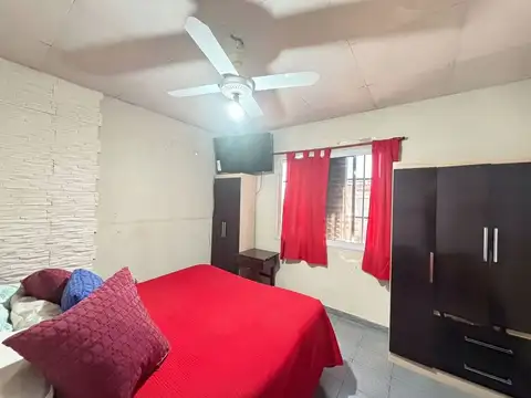 Casa en Alquiler con 1 cochera