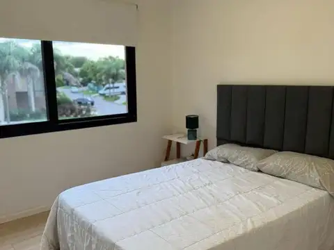 Departamento en Alquiler con 1 cocheras