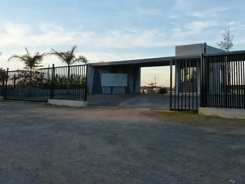 Lote J7 en venta. Barrio Los Juncos, Luján.