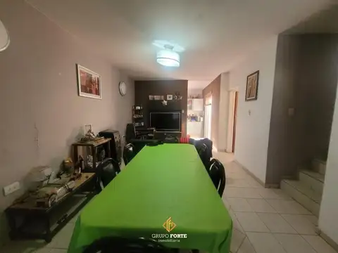 Depto Tipo Casa en Venta de 4 ambientes
