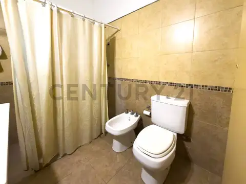 Avenida Eva Perón esq 137 , Piso 0