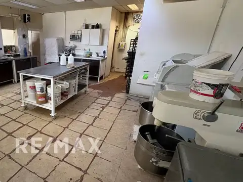 Local en Venta en Cipolletti, USD 180.000