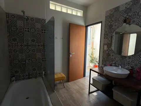 Depto Tipo Casa en Venta en Mataderos, USD 148.000