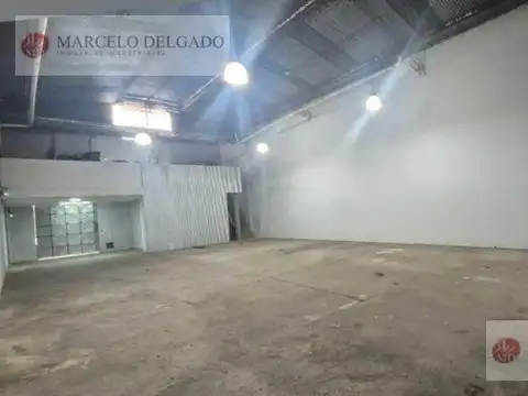 Depósito - Galpón de 300 m2 en Constitución - ALQUILER